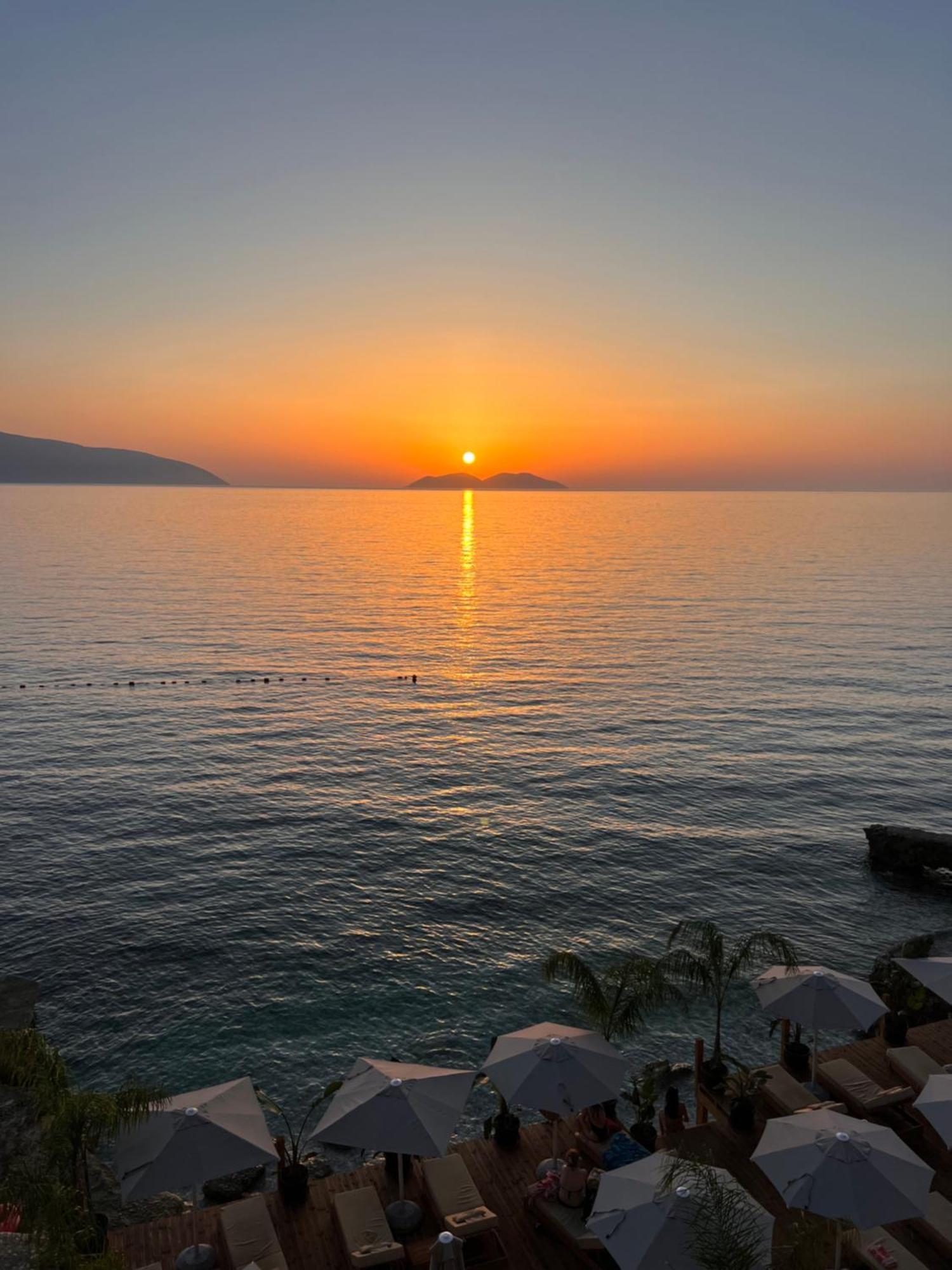 Hotel Kristera Vlorë Exterior foto