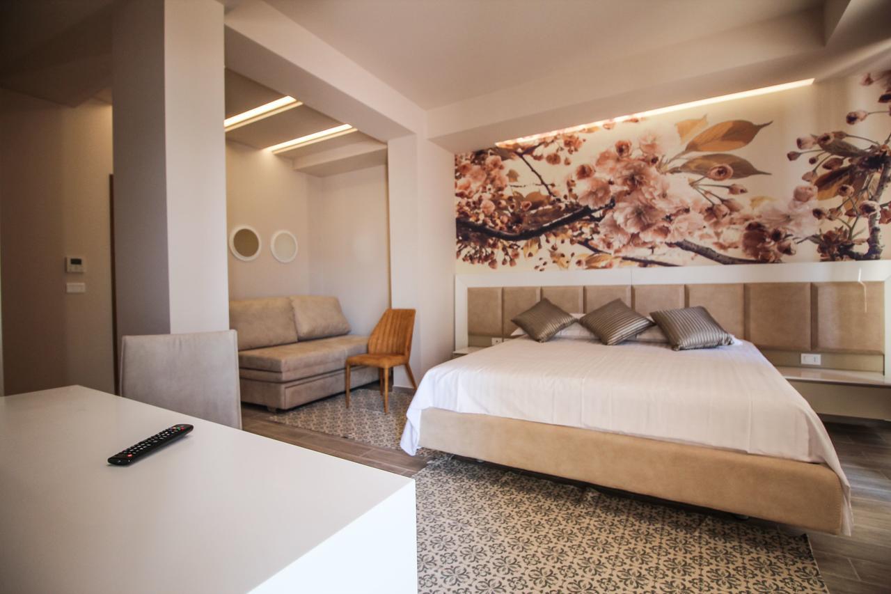 Hotel Kristera Vlorë Exterior foto