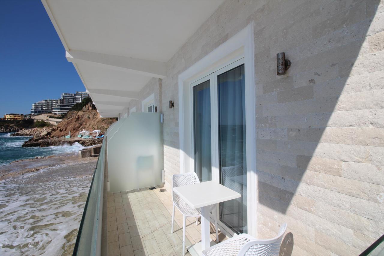 Hotel Kristera Vlorë Exterior foto